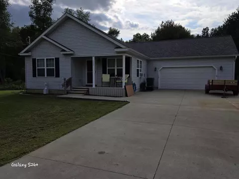 15380 Webster, Bath, MI 48808