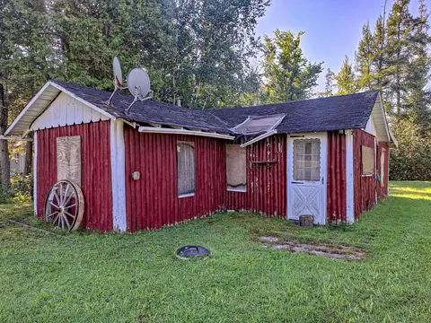 Exterior - 8012 E Gladwin, Gladwin, MI 48624 photo 1 of 15