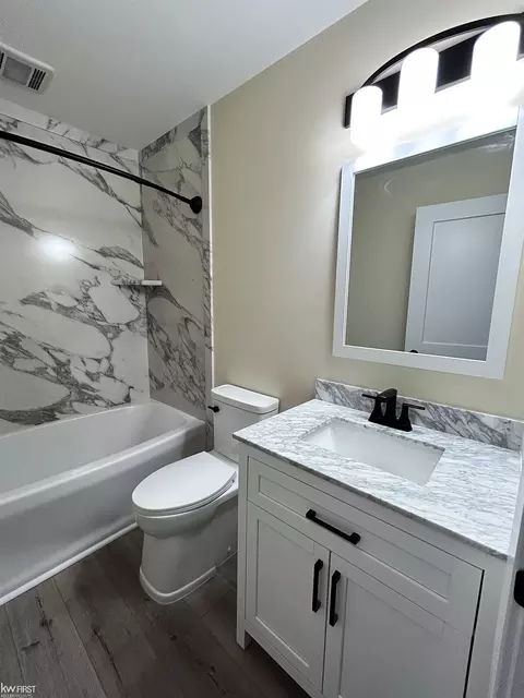 916 Moore, Davison, MI 48423 photo 13