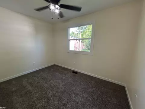 916 Moore, Davison, MI 48423 photo 19