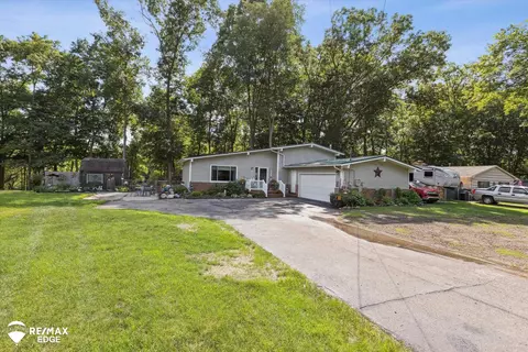 9405 Sprucedale, Flushing, MI 48433