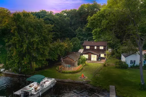 671 Lakeshore, Columbiaville, MI 48421