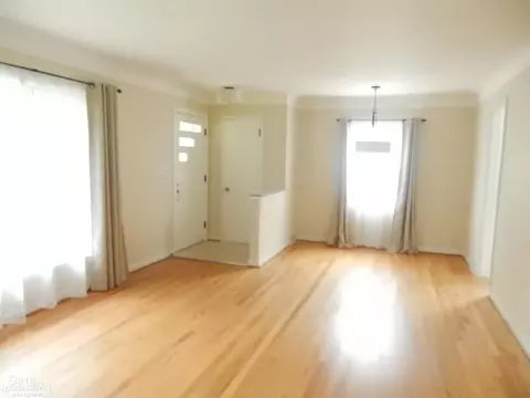 Living - 1205 Aline, Grosse Pointe Woods, MI 48236 photo 1 of 2