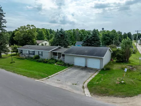 e3721 Munising Street, Chatham, MI 49816