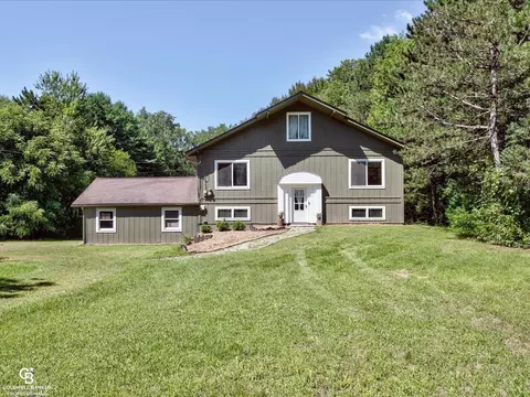 1828 Withey, Columbus, MI 48063