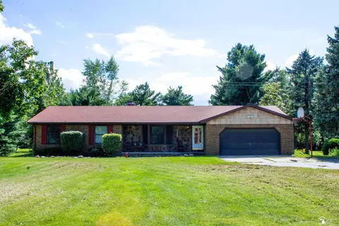 3227 Bluebush, Monroe, MI 48162