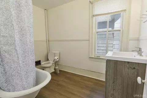 Bath - 416 N N Lk, Ishpeming, MI 49849 photo 1 of 4