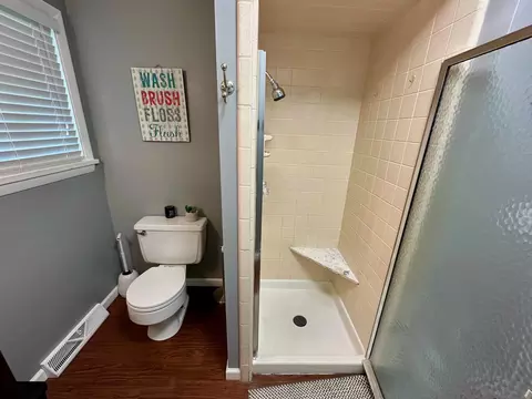 Bath - 12985 Gratiot, Hemlock, MI 48626 photo 4 of 4