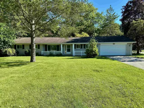 Exterior - 12985 Gratiot, Hemlock, MI 48626 photo 2 of 6