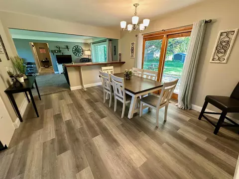 Dining - 12985 Gratiot, Hemlock, MI 48626 photo 1 of 1