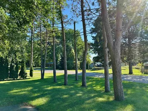 Exterior - 12985 Gratiot, Hemlock, MI 48626 photo 5 of 6