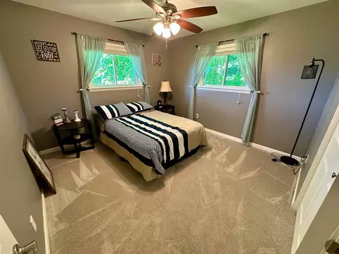Bedroom - 12985 Gratiot, Hemlock, MI 48626 photo 1 of 3