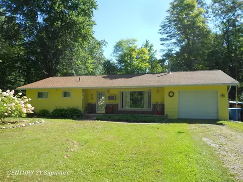 224 N Chambers, Tawas City, MI 48763