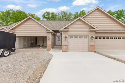 1639 Rivers Edge, Adrian, MI 49221
