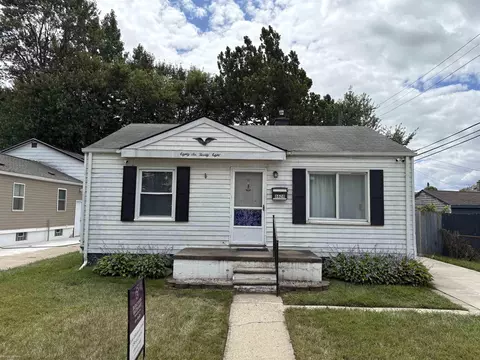 8628 Chapp, Warren, MI 48089