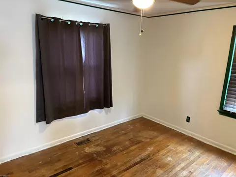 Bedroom - 8628 Chapp, Warren, MI 48089 photo 1 of 7