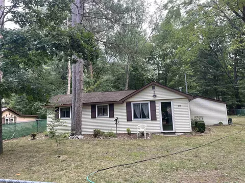 202 Hunters, Lake, MI 48632