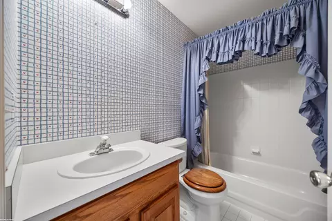 Bath - 21767 Brookside N, Macomb, MI 48044 photo 2 of 2