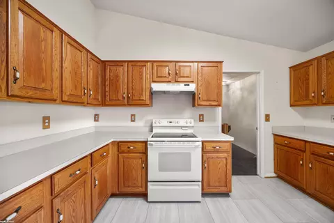 Kitchen - 21767 Brookside N, Macomb, MI 48044 photo 1 of 2