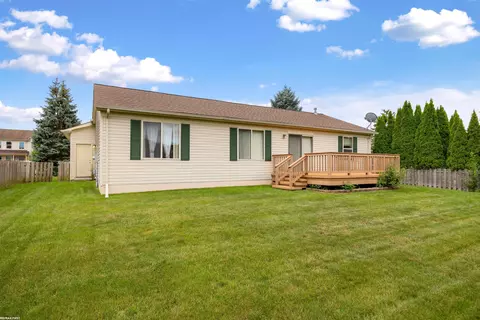 Exterior - 21767 Brookside N, Macomb, MI 48044 photo 2 of 5