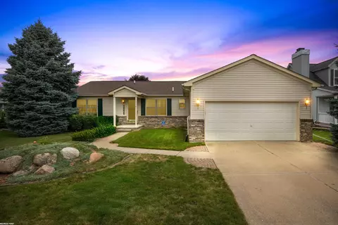 21767 Brookside N, Macomb, MI 48044