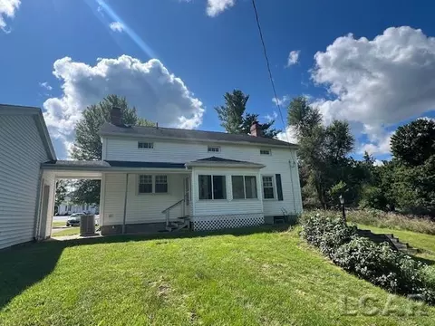 1010 W W Vly, Adrian, MI 49221 photo 3