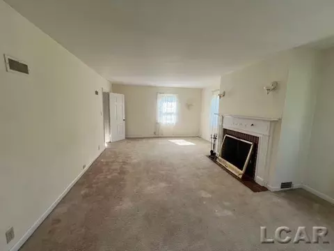 1010 W W Vly, Adrian, MI 49221 photo 32