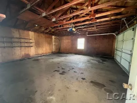 1010 W W Vly, Adrian, MI 49221 photo 42