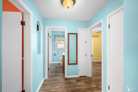 Entry Way - 5400 Vineyard, Monroe, MI 48161 photo 2 of 3
