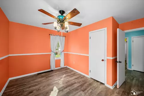 Bedroom - 5400 Vineyard, Monroe, MI 48161 photo 2 of 5
