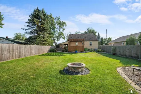 Exterior - 5400 Vineyard, Monroe, MI 48161 photo 5 of 5