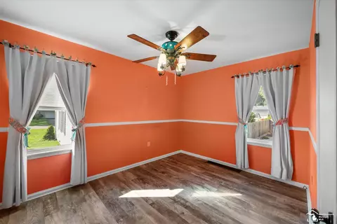 Bedroom - 5400 Vineyard, Monroe, MI 48161 photo 1 of 5