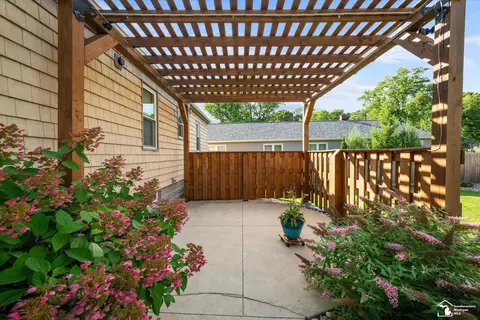 Exterior - 5400 Vineyard, Monroe, MI 48161 photo 3 of 5