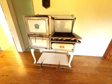 Kitchen - 1504 S State, Applegate, MI 48401 photo 3 of 3