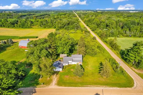 View/Area - 1504 S State, Applegate, MI 48401 photo 13 of 14