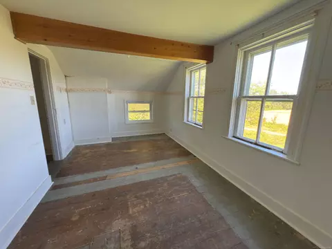 Bedroom - 1504 S State, Applegate, MI 48401 photo 2 of 3