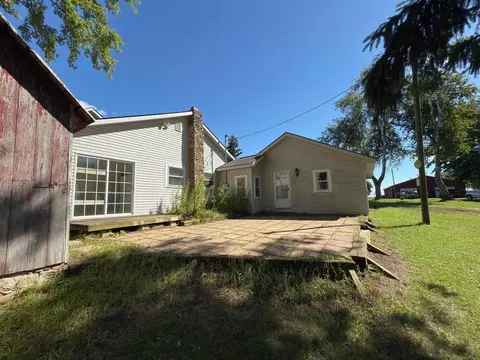 Exterior - 1504 S State, Applegate, MI 48401 photo 2 of 8