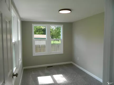 934 E 9th, Monroe, MI 48161 photo 10