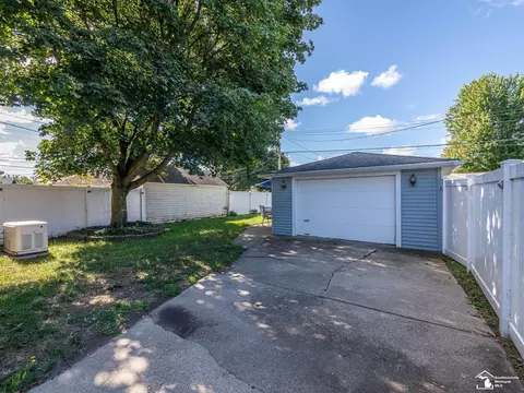Exterior - 608 Scottwood, Monroe, MI 48162 photo 3 of 6