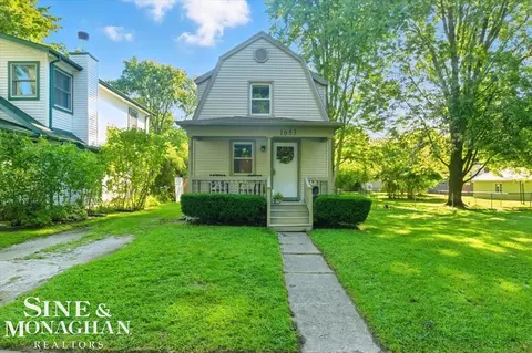 1653 Vermont, Marysville, MI 48040