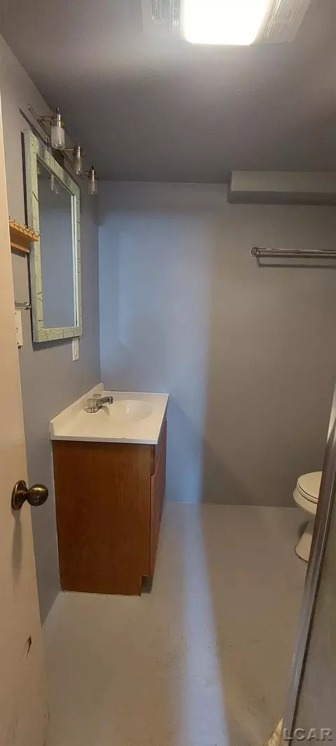 Bath - 9875 Stoddard, Adrian, MI 49221 photo 1 of 2