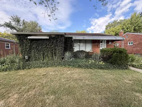21121 Cunningham, Warren, MI 48091