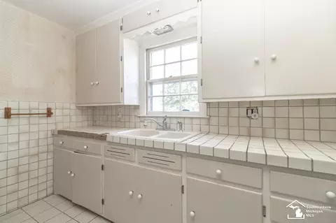 Kitchen - 1438 North, Samaria, MI 48177 photo 3 of 4