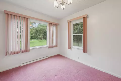 Bedroom - 6002 S State, Bancroft, MI 48414 photo 1 of 7