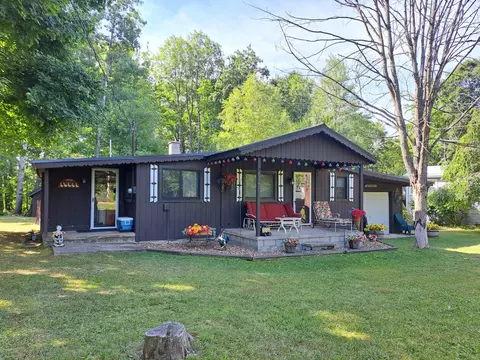 4930 Half Moon, Lake, MI 48632