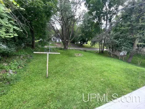 Exterior - 623 E, Iron Mountain, MI 49801 photo 1 of 1