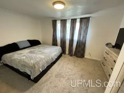 Bedroom - 623 E, Iron Mountain, MI 49801 photo 3 of 4