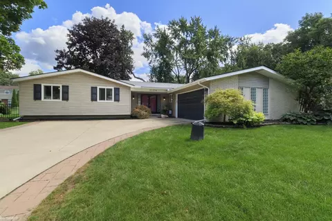 37276 Forestview, Clinton Township, MI 48036