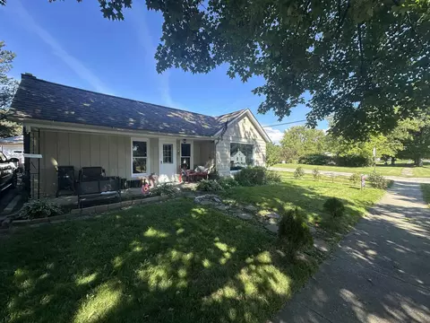 6306 1st, Mayville, MI 48744