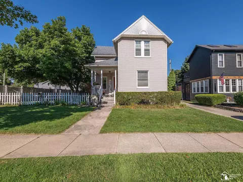 139 N Macomb, Monroe, MI 48162